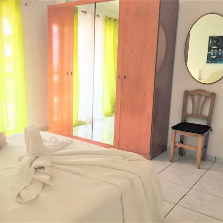 Debby House Sea And Sun Los Cristianos Apartamento *